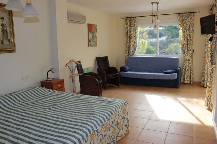 Image No.9-4 Bed Villa for sale