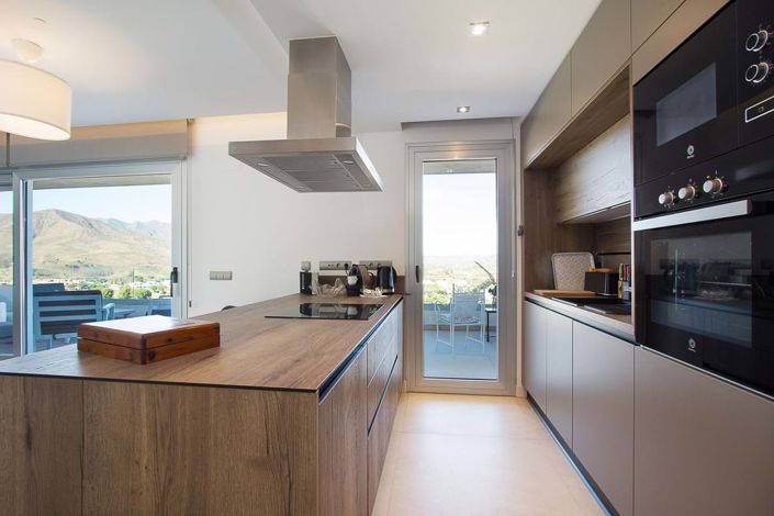 Image No.10-3 Bed Apartment for sale