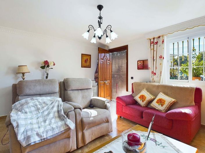 Image No.4-2 Bed Townhouse for sale