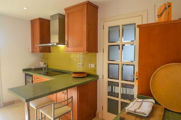 Image No.29-3 Bed Apartment for sale