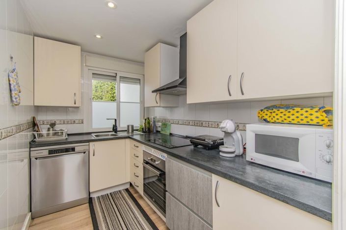 Image No.24-5 Bed Townhouse for sale