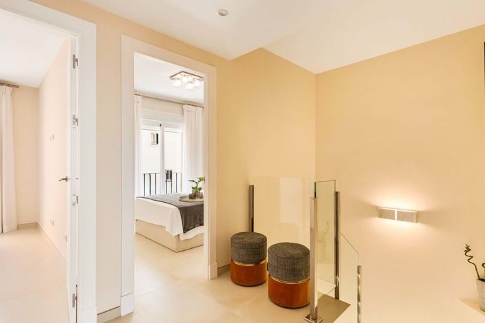 Image No.10-3 Bed Apartment for sale