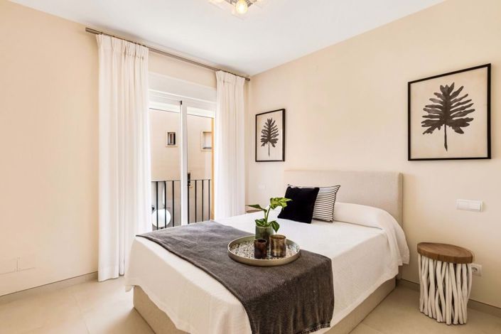 Image No.15-3 Bed Apartment for sale