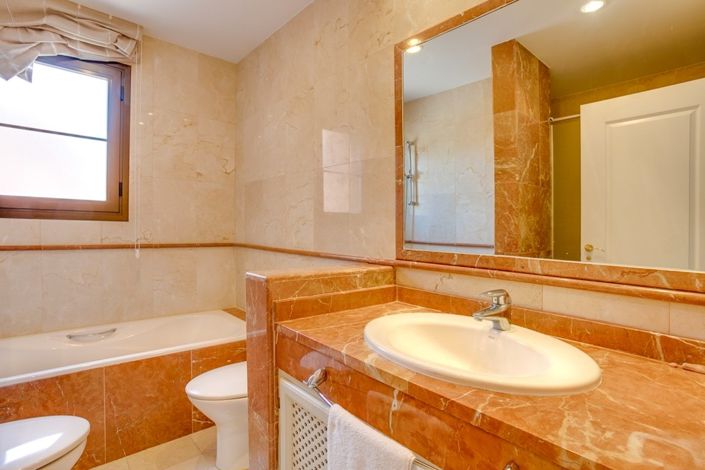 Image No.14-2 Bed Apartment for sale