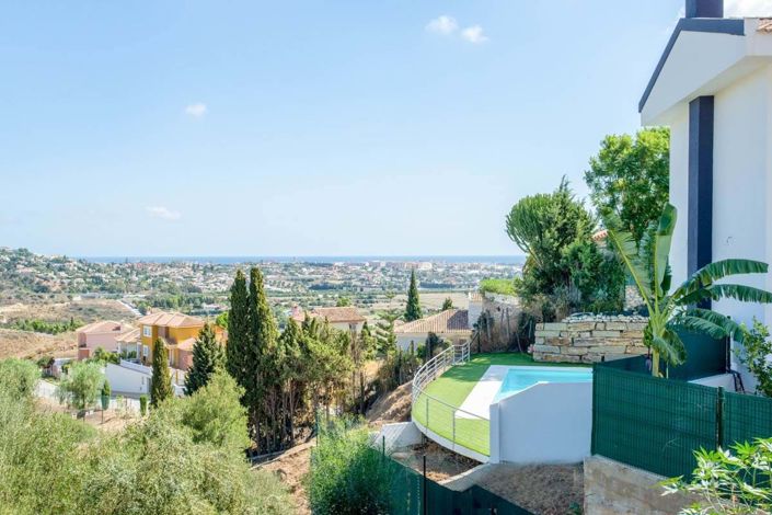 Image No.5-5 Bed Villa for sale