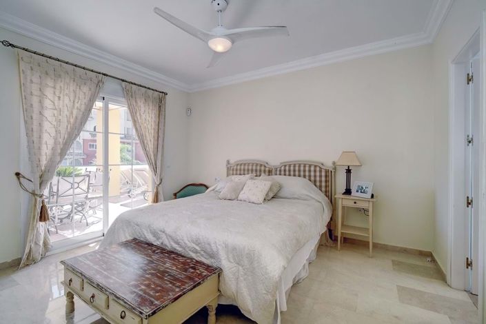 Image No.31-3 Bed Apartment for sale