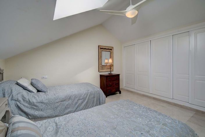 Image No.42-3 Bed Apartment for sale