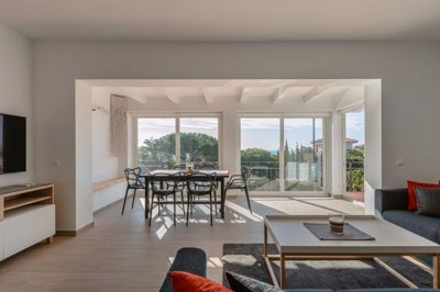 1447-284529-78d1f4f8b6655591b02d22fabb36a692d