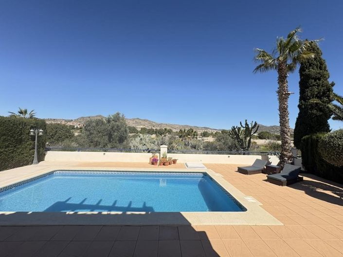 Image No.17-2 Bed Villa for sale