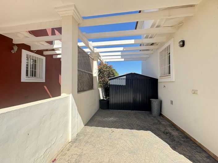 Image No.24-2 Bed Villa for sale