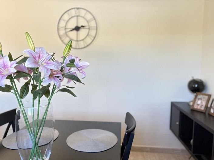 Image No.32-2 Bed Villa for sale