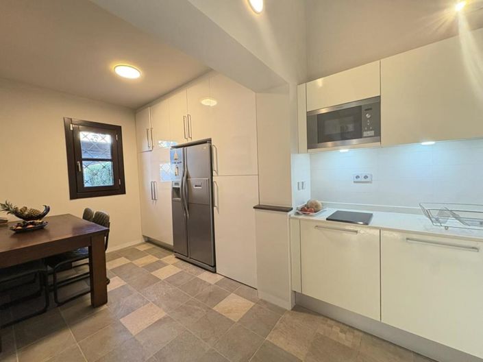 Image No.13-2 Bed Villa for sale