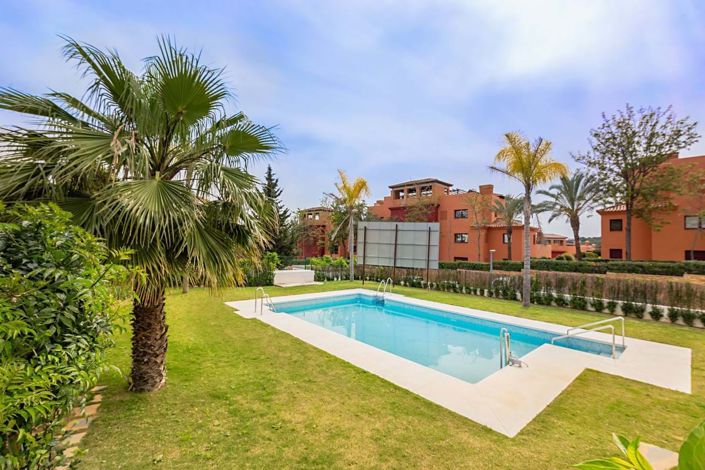 Image No.19-2 Bed Property for sale