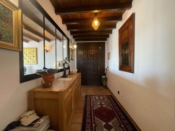 1447-624296-78d1f4f8b6655591b02d22fabb36a692d