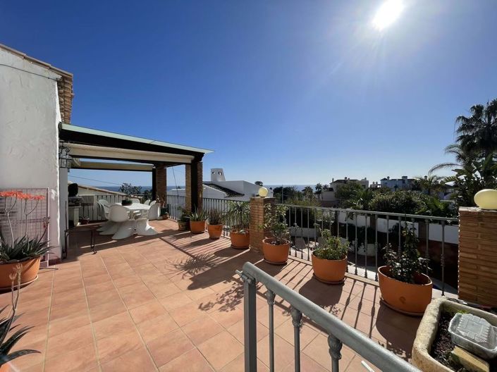 Image No.44-5 Bed Villa for sale