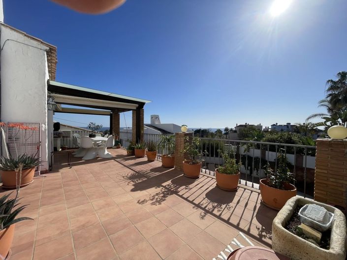 Image No.45-5 Bed Villa for sale