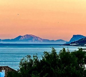 1447-624296-78d1f4f8b6655591b02d22fabb36a692d