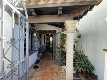 1447-624296-78d1f4f8b6655591b02d22fabb36a692d