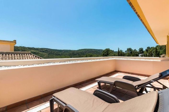 Image No.20-4 Bed Semi-Detached for sale