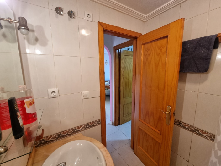 Image No.20-2 Bed Apartment for sale