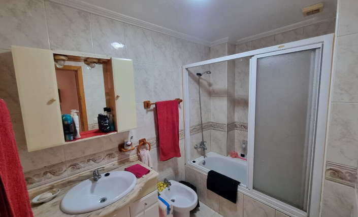 Image No.21-2 Bed Apartment for sale