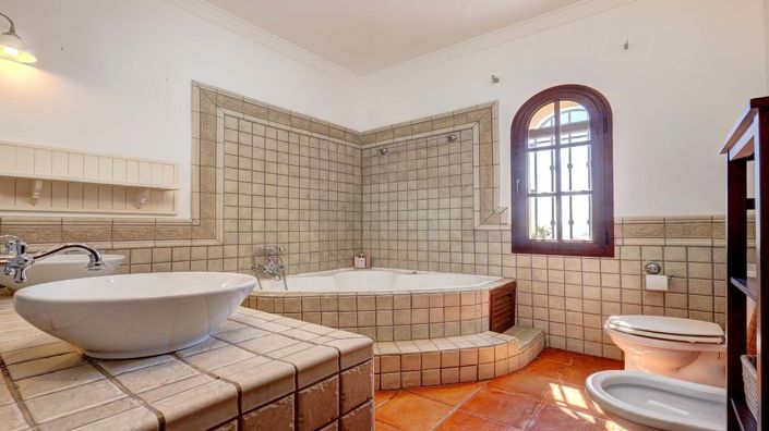 Image No.20-4 Bed Villa for sale