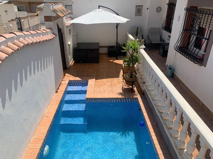 Image No.3-3 Bed Villa for sale