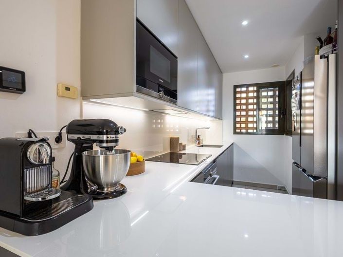 Image No.23-3 Bed Apartment for sale