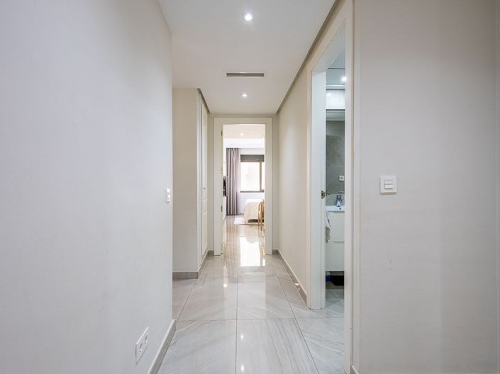 Image No.28-3 Bed Apartment for sale