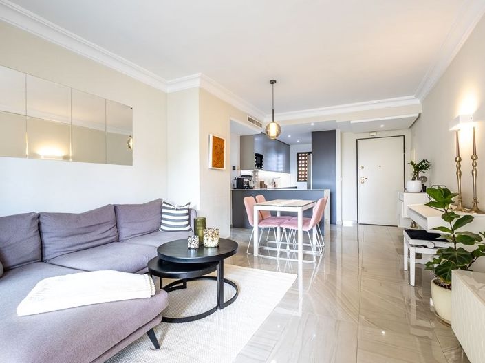 Image No.3-3 Bed Apartment for sale