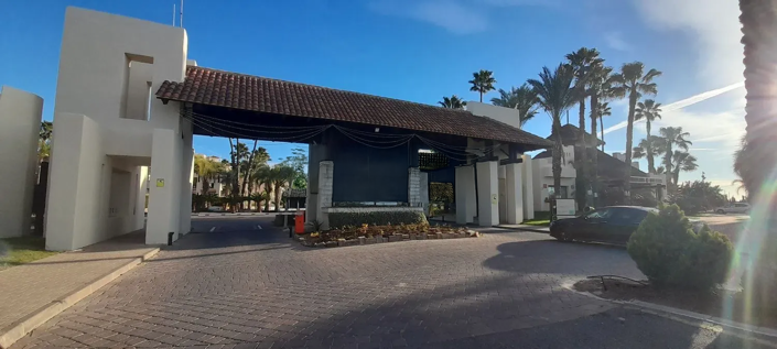 Image No.22-3 Bed Apartment for sale