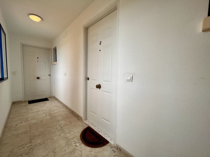 Image No.20-2 Bed Apartment for sale