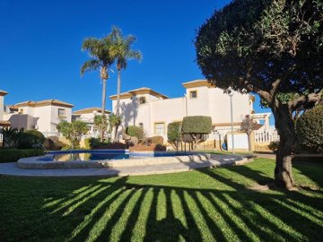 3 Bed Townhouse for sale