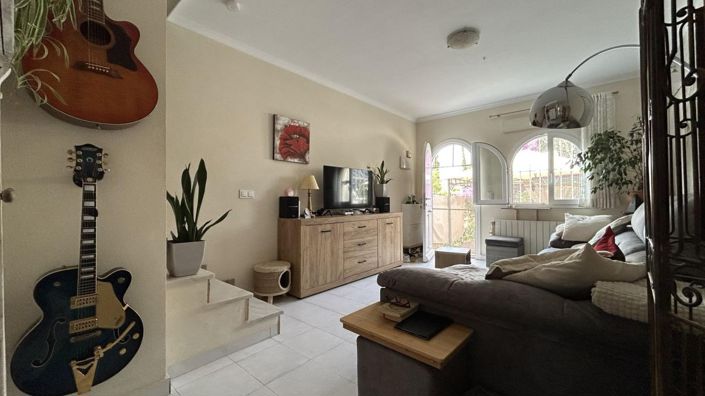 Image No.17-2 Bed Townhouse for sale