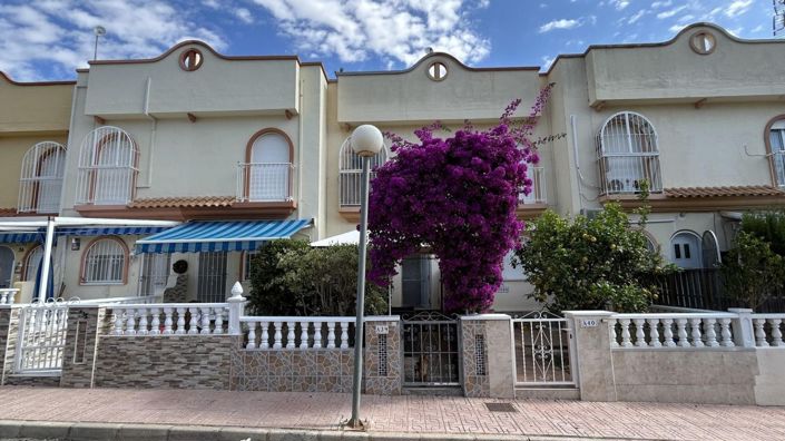 Image No.2-2 Bed Townhouse for sale