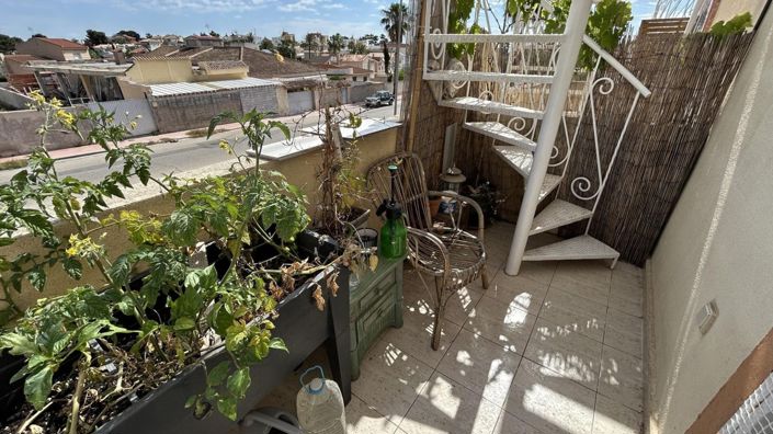 Image No.24-2 Bed Townhouse for sale