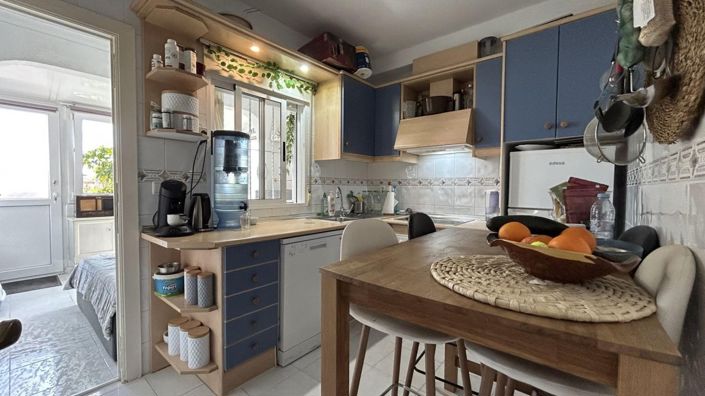 Image No.9-2 Bed Townhouse for sale