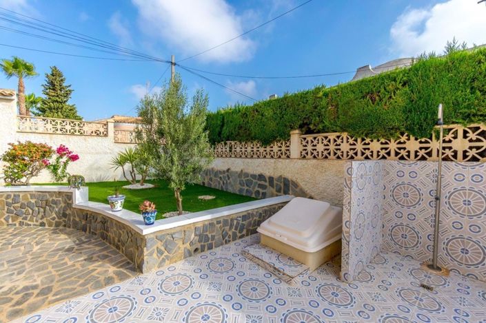 Image No.12-4 Bed Villa for sale