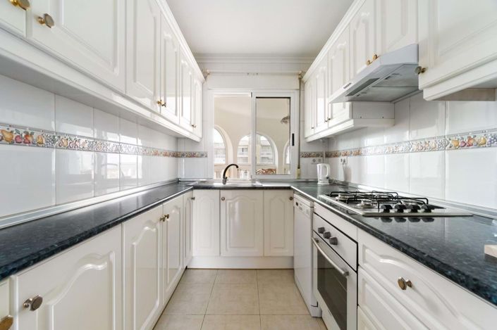 Image No.17-4 Bed Villa for sale