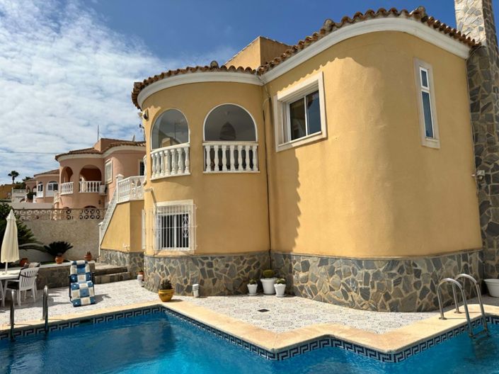 Image No.49-4 Bed Villa for sale