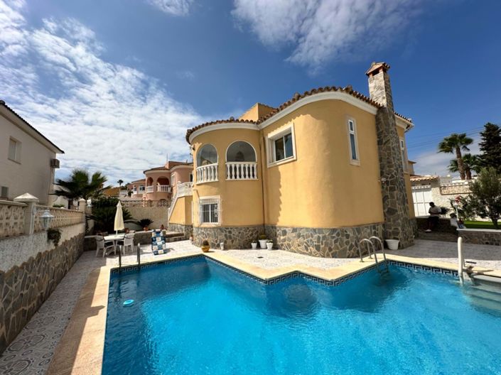 Image No.50-4 Bed Villa for sale