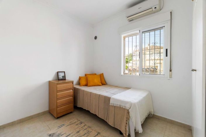 Image No.9-4 Bed Villa for sale