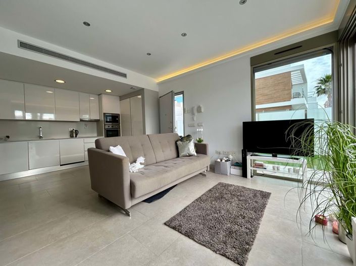 Image No.8-3 Bed Villa for sale