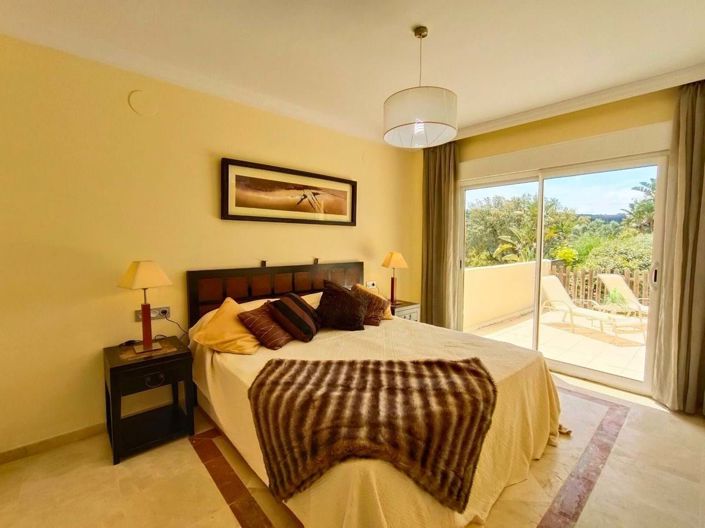 Image No.10-3 Bed Apartment for sale