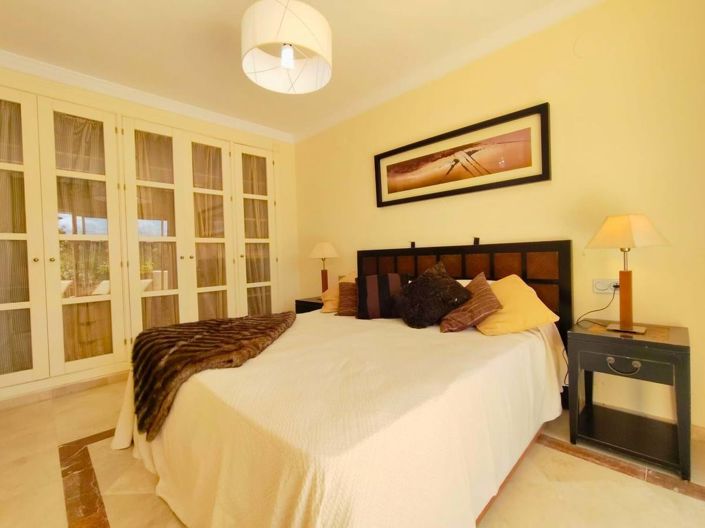 Image No.11-3 Bed Apartment for sale