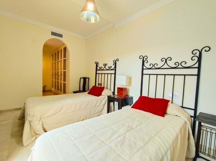 Image No.15-3 Bed Apartment for sale