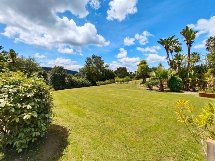 Image No.20-3 Bed Apartment for sale