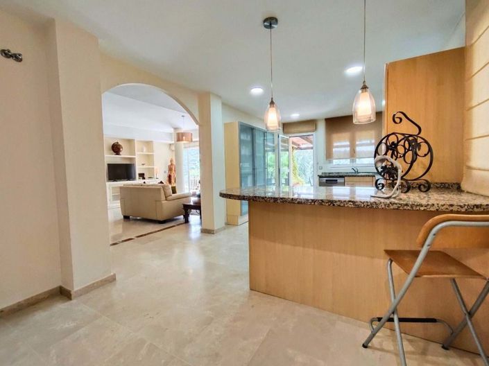 Image No.6-3 Bed Apartment for sale