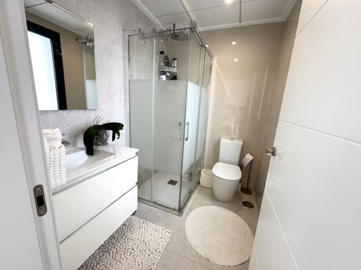 Image No.21-3 Bed Villa for sale