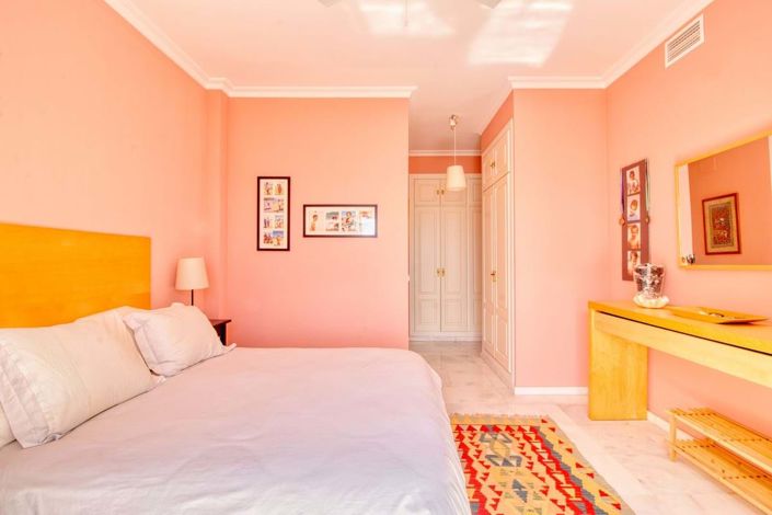 Image No.21-3 Bed Apartment for sale